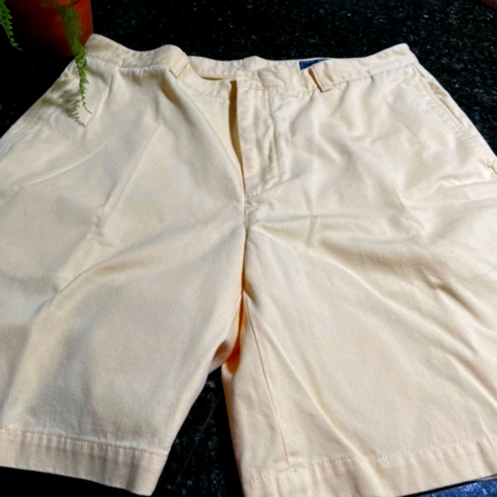 Vineyard Vines shoets